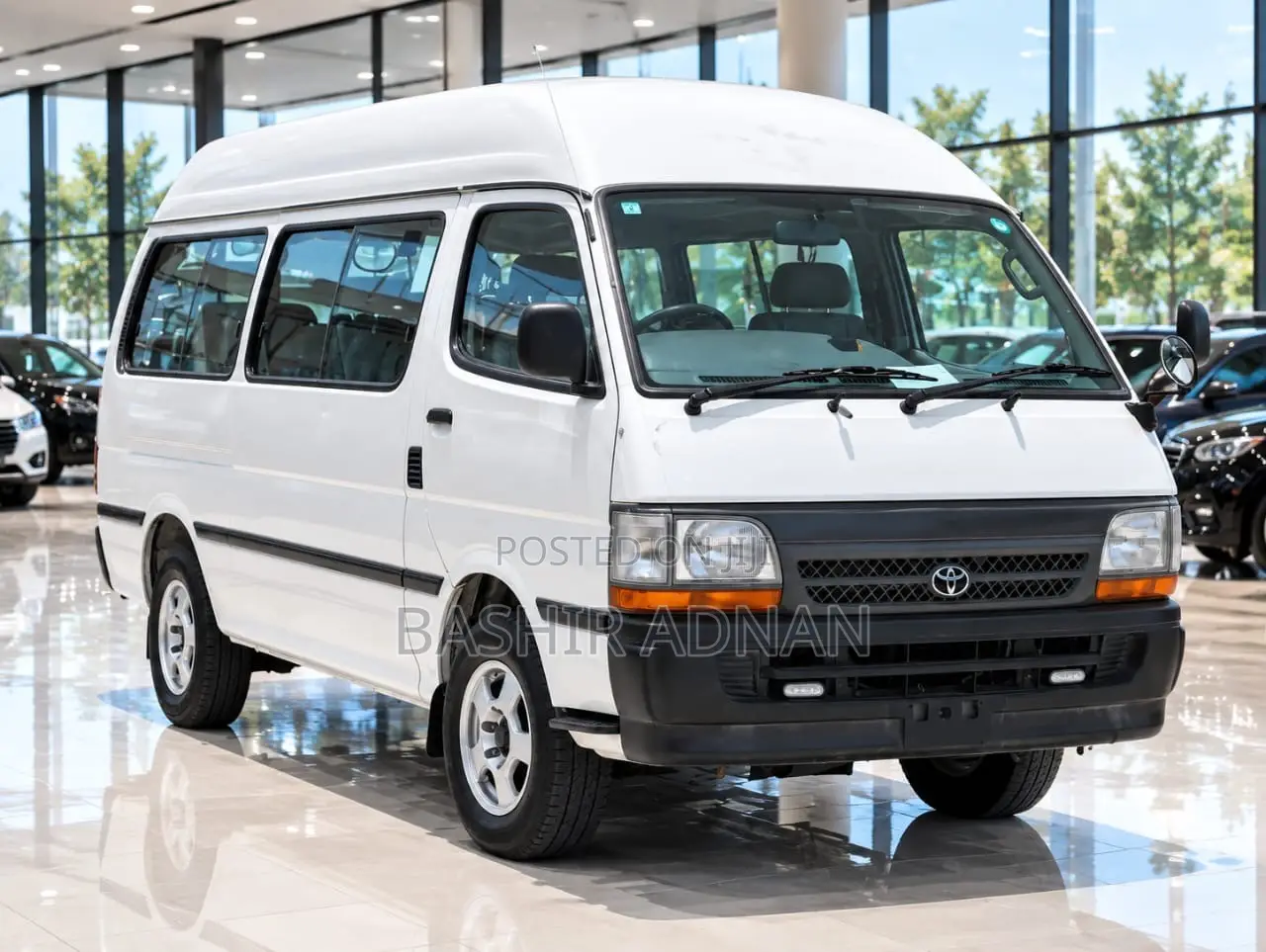 Toyota HiAce 1998 White