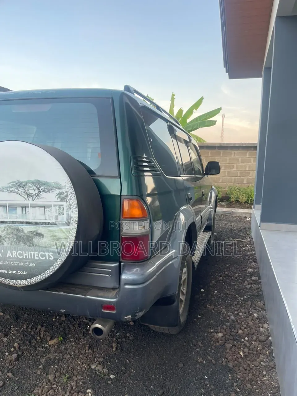 Toyota Land Cruiser Prado 2004 Gray