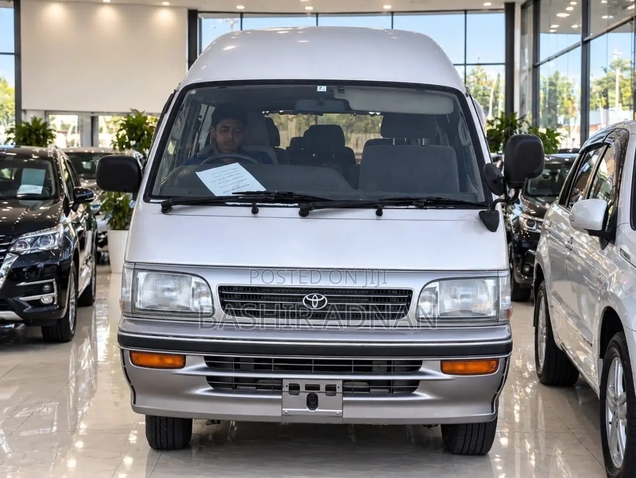 Toyota HiAce 1996 Grey