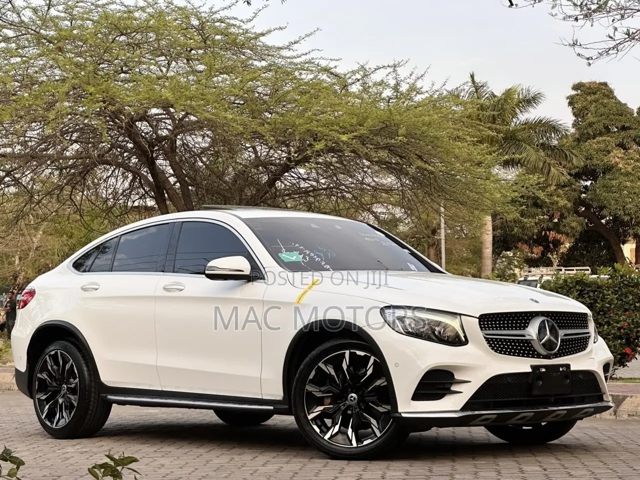 Mercedes-Benz GLC-Class 2017 White