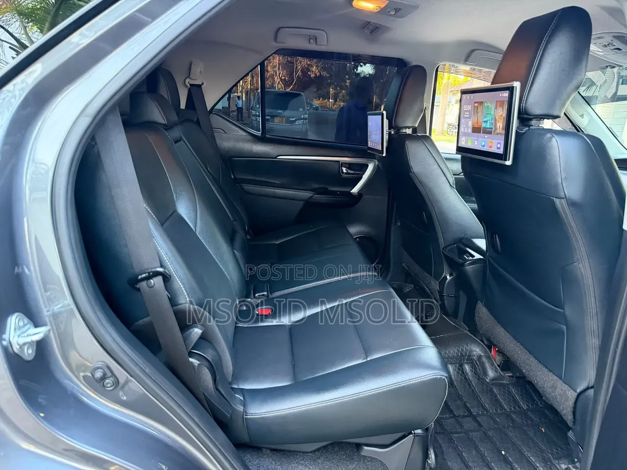 Toyota Fortuner 2023 Gray
