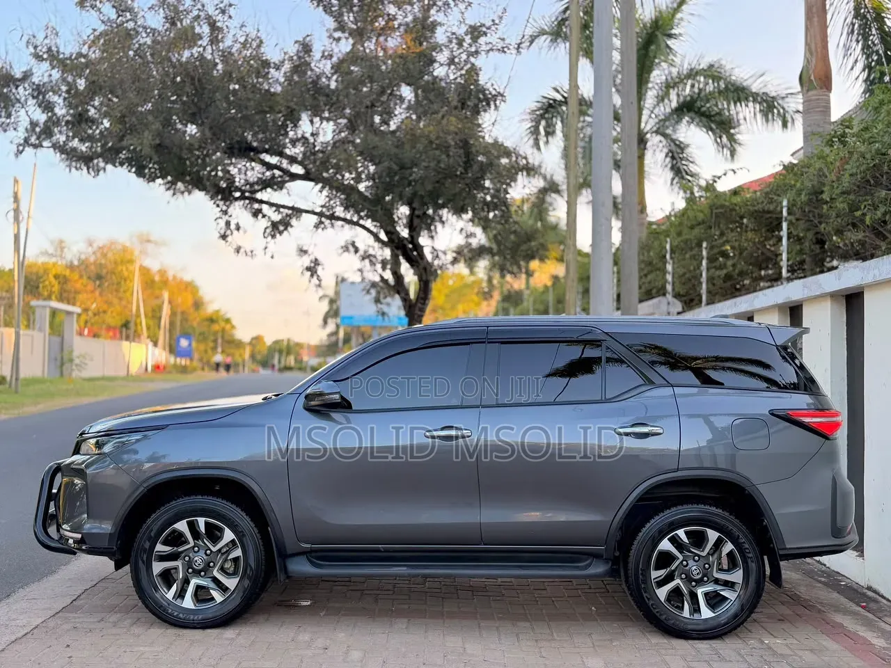Toyota Fortuner 2023 Gray