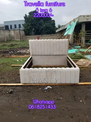 Tajiri Una Lala Chini Hadi Leo