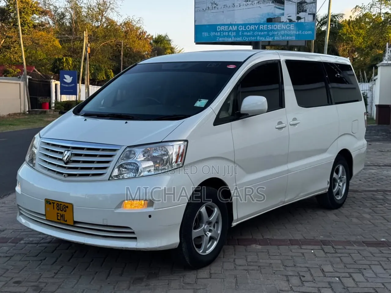 Toyota Alphard 2006 White