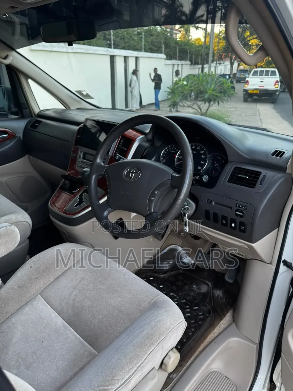 Toyota Alphard 2006 White