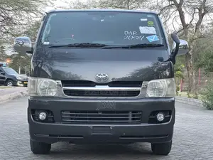 Toyota HiAce 2005 Grey