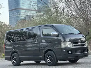 Toyota HiAce 2005 Grey