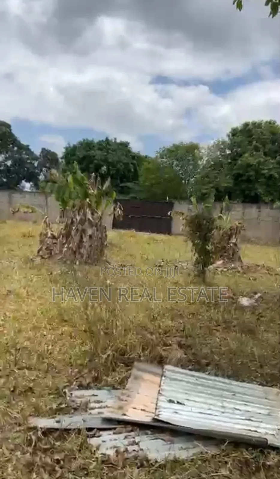 Yard Inauzwa Ukonga Mombasa