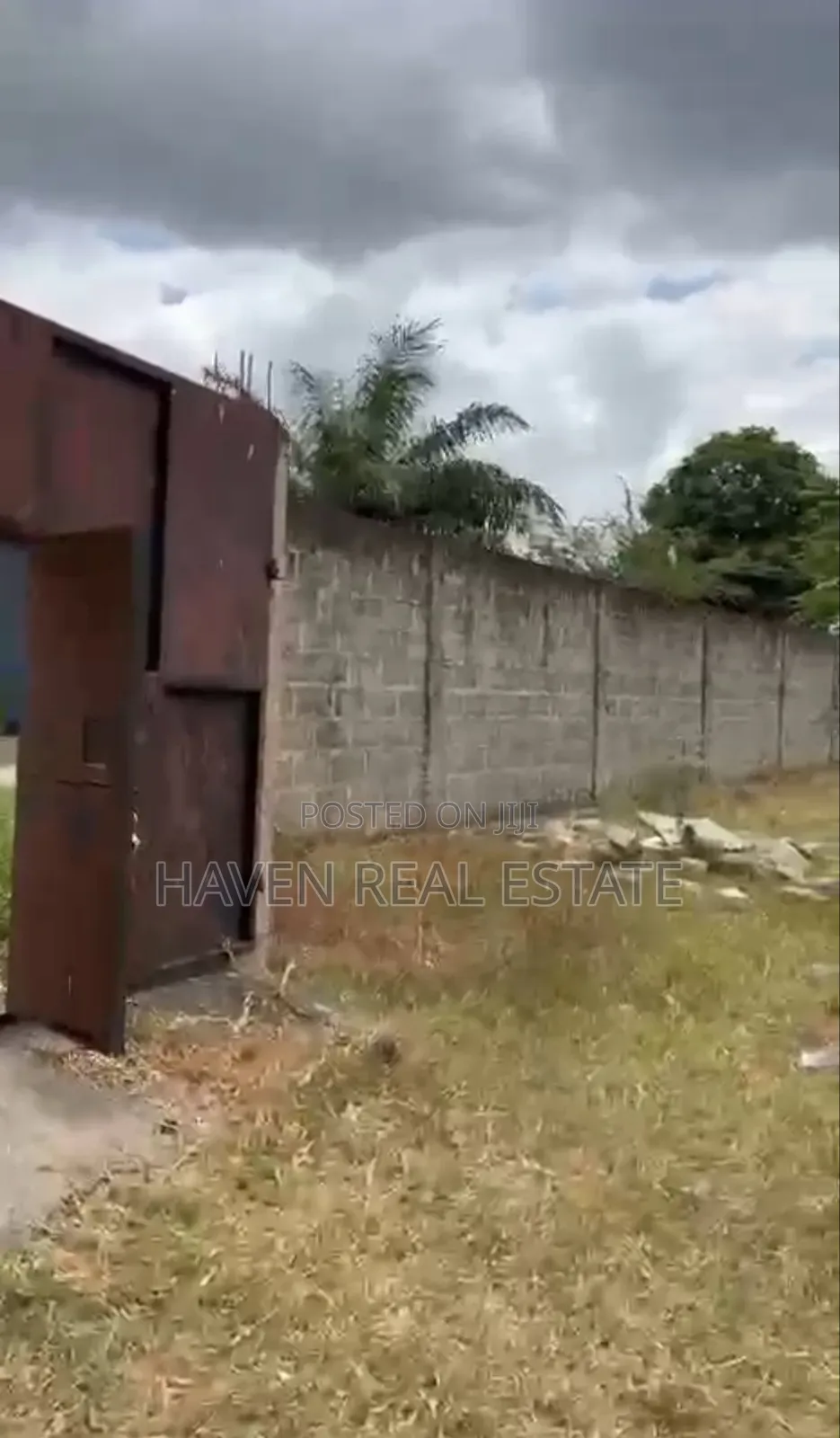 Yard Inauzwa Ukonga Mombasa