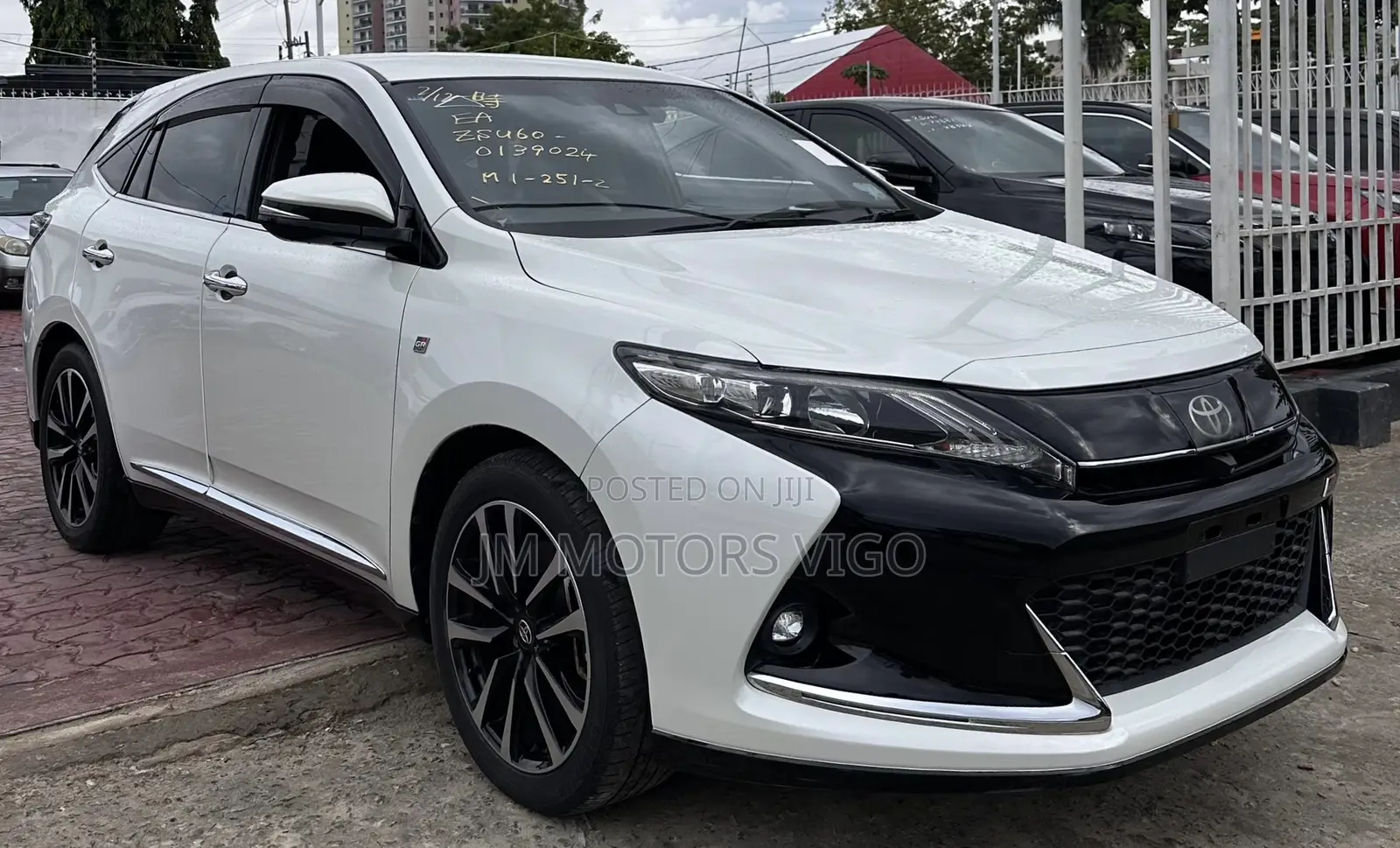 Toyota Harrier 2017 Pearl