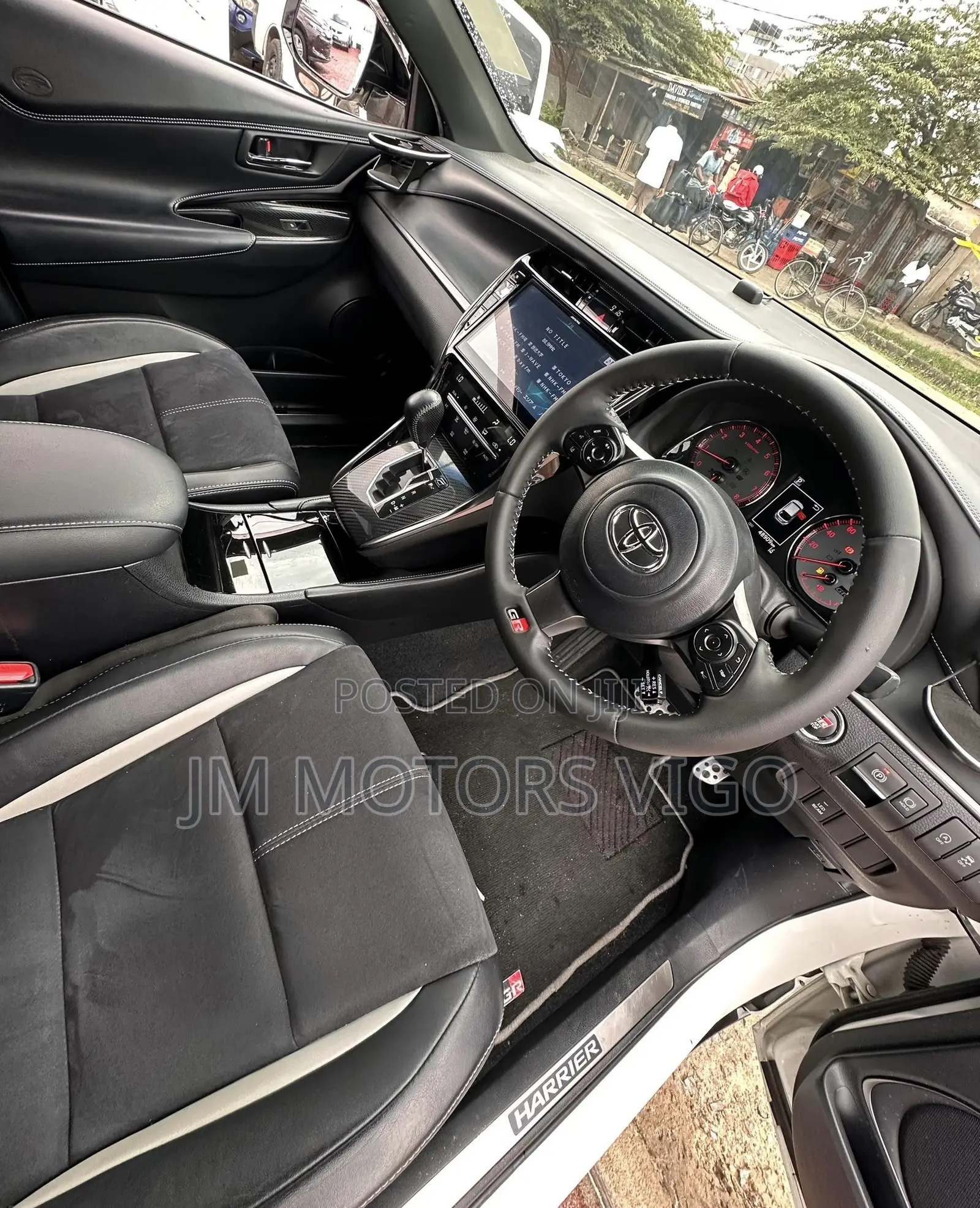 Toyota Harrier 2017 Pearl