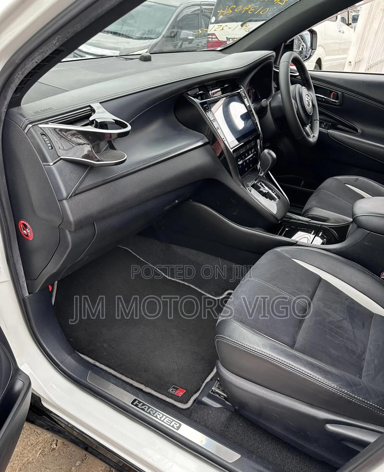Toyota Harrier 2017 Pearl