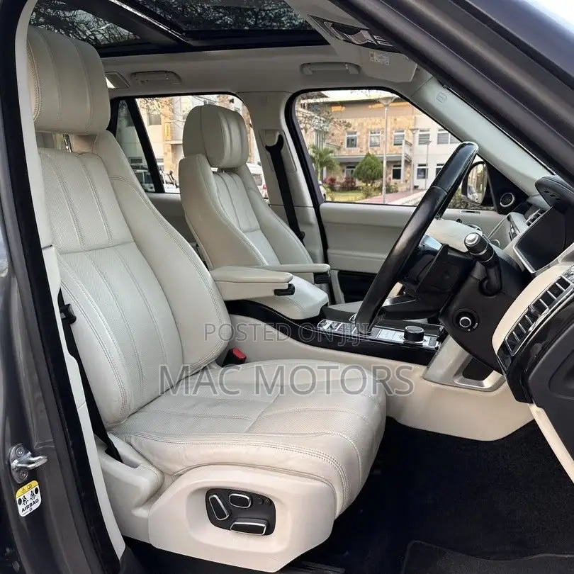 Land Rover Range Rover Vogue 2015 Gray
