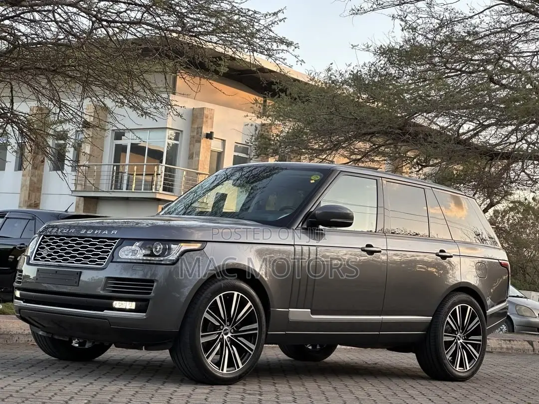 Land Rover Range Rover Vogue 2015 Gray