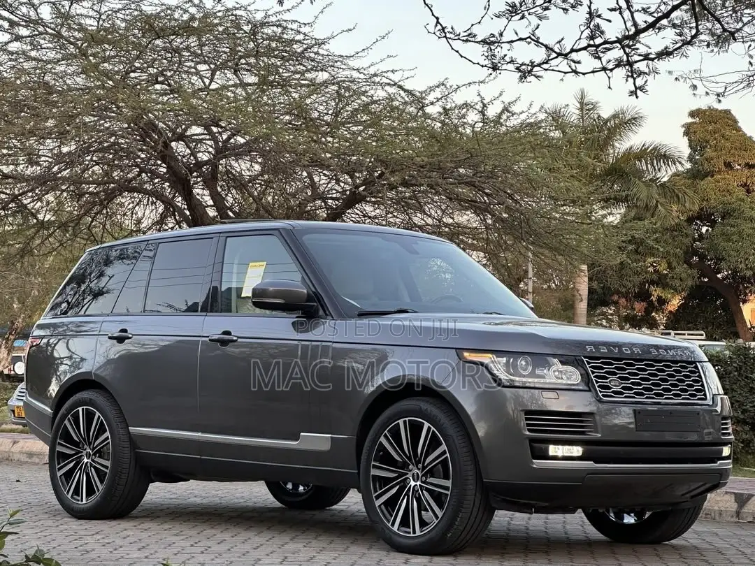 Land Rover Range Rover Vogue 2015 Gray