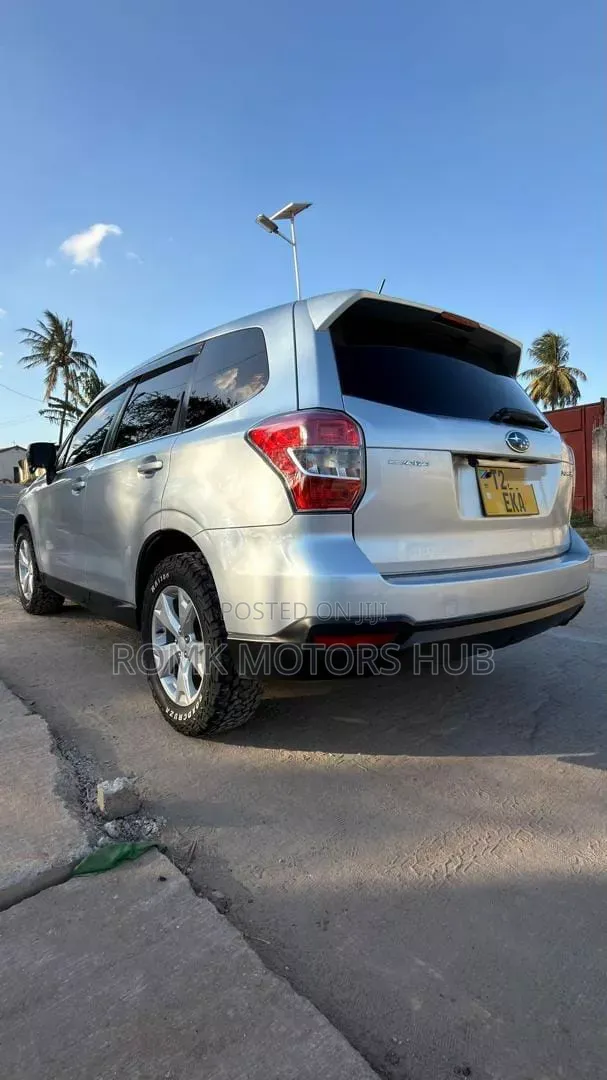 Subaru Forester 2014 Silver