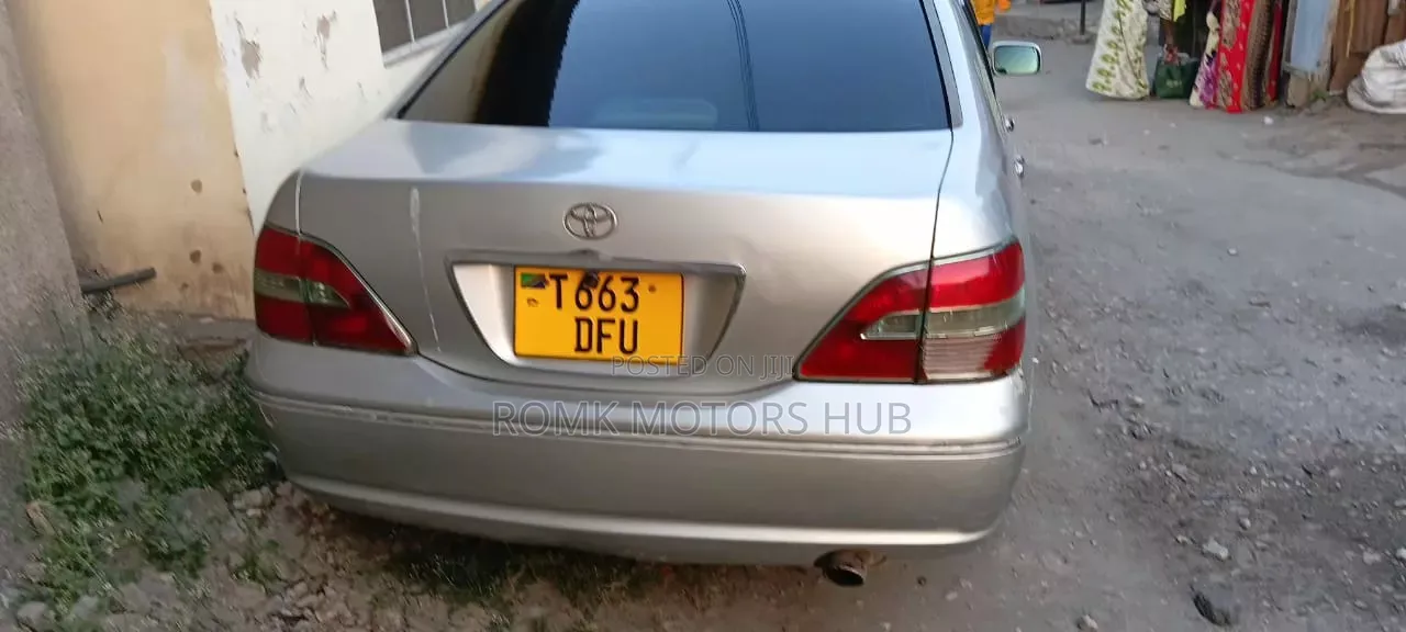 Toyota Brevis 2005 Silver