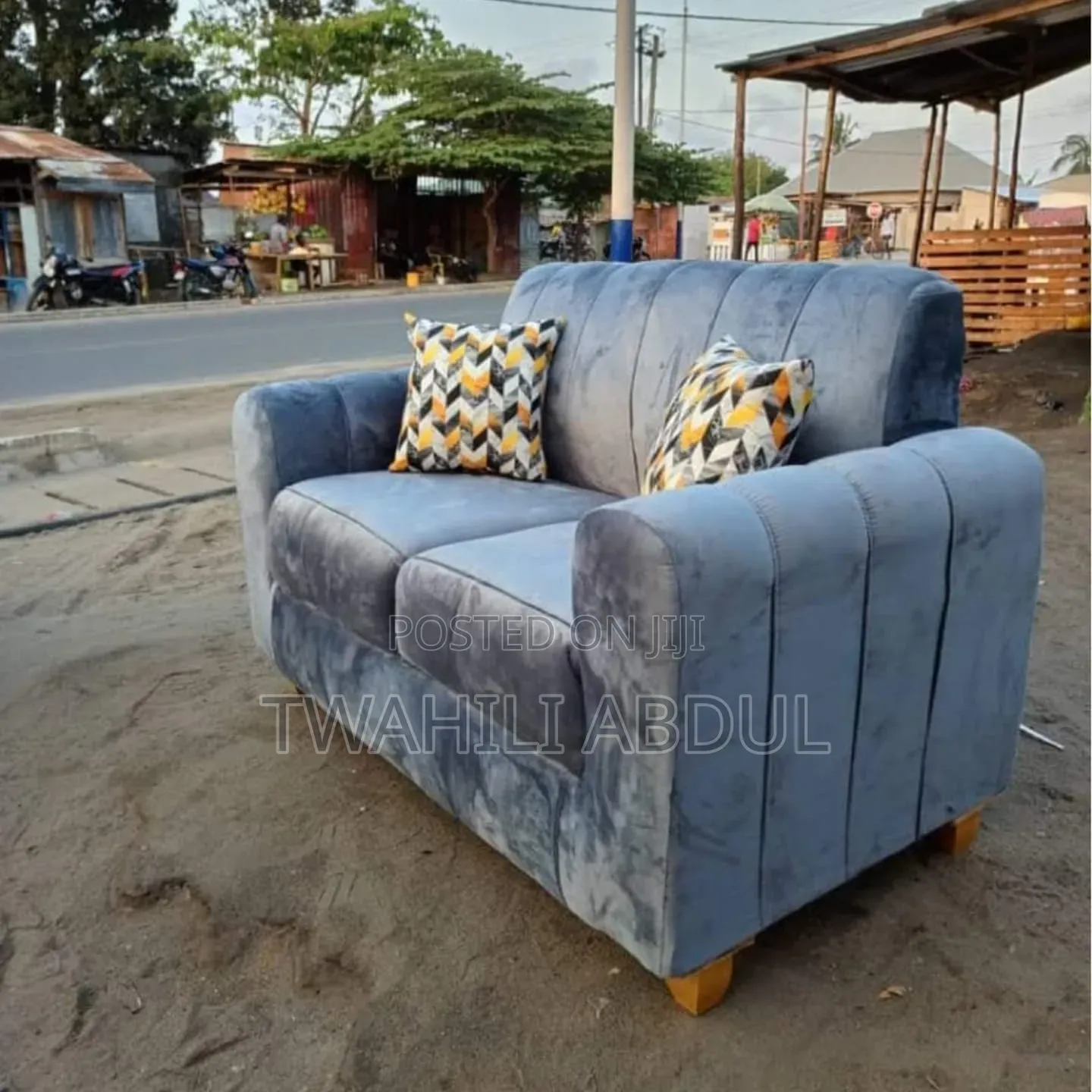 Sofa Ya Watu Wawili