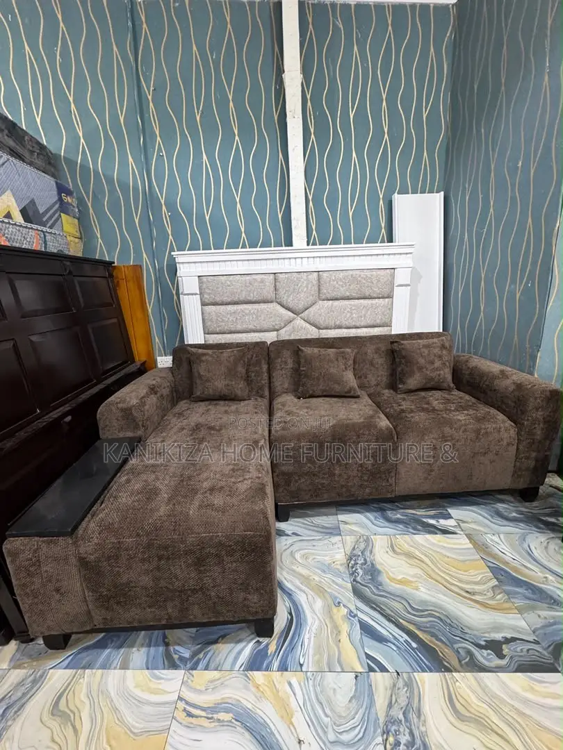 Sofa Set Ya Watu Wanne Imara Na Bora