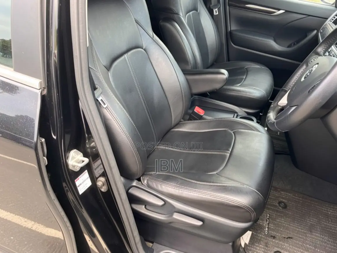 Toyota Alphard 2.5 Petrol FWD 2016 Black