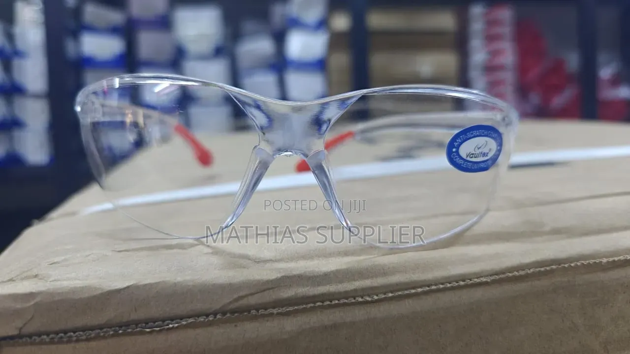 Clear Safety Glasses 👓
