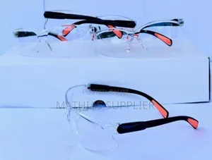 Clear Safety Glasses 👓