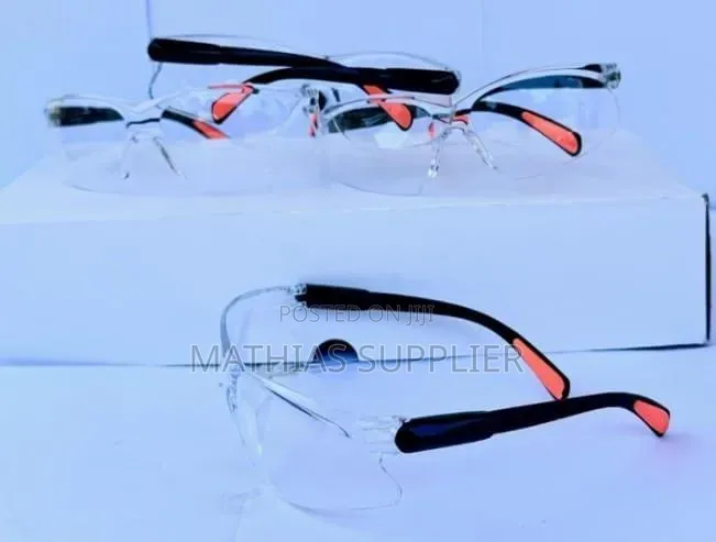 Clear Safety Glasses 👓