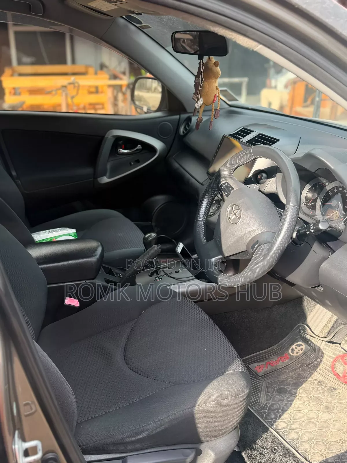 Toyota RAV4 2008 Gold