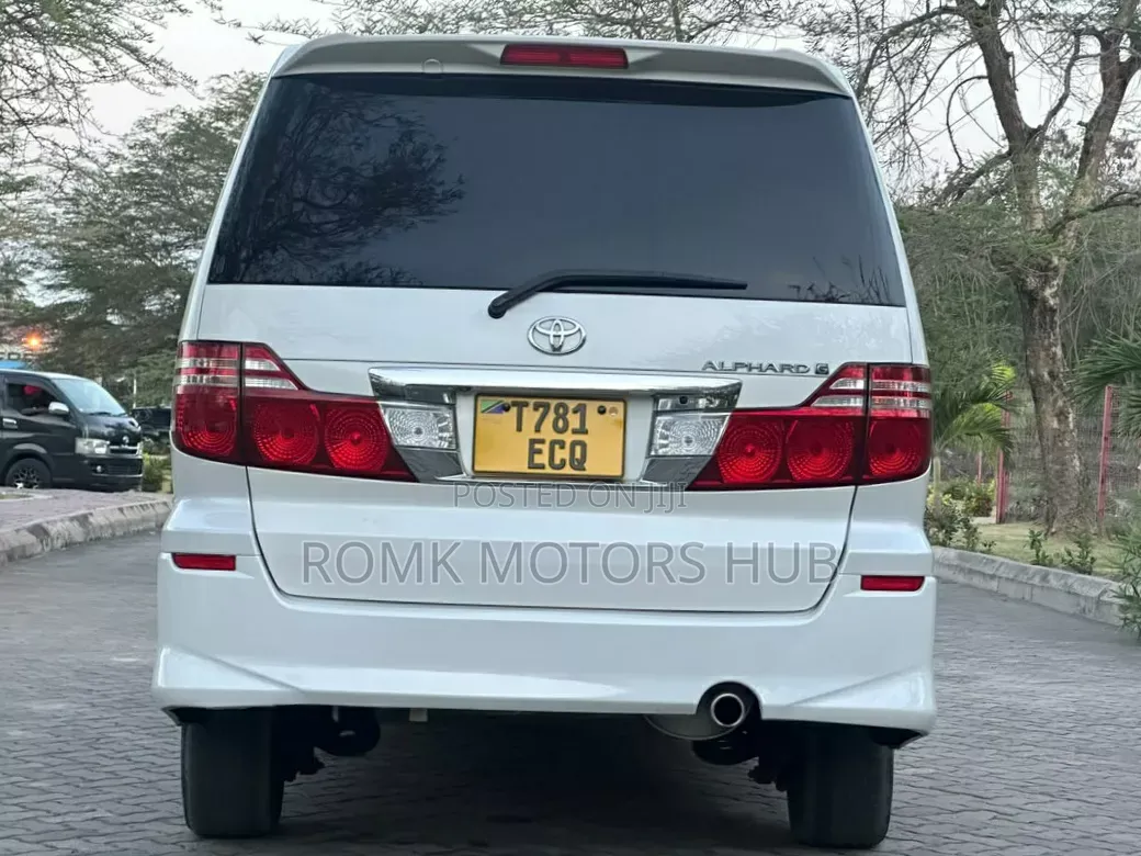 Toyota Alphard 2007 White