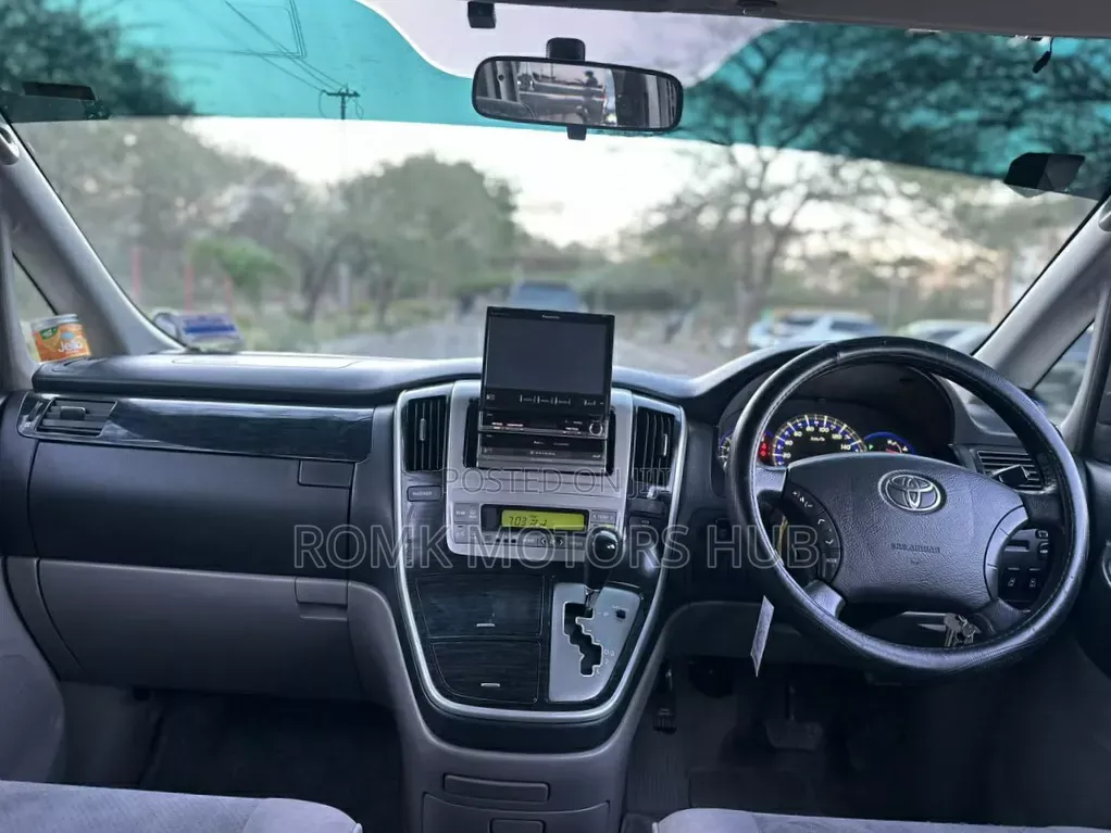 Toyota Alphard 2007 White