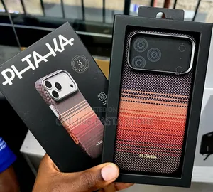 Pitaka iPhone 18 Pro Max Cover