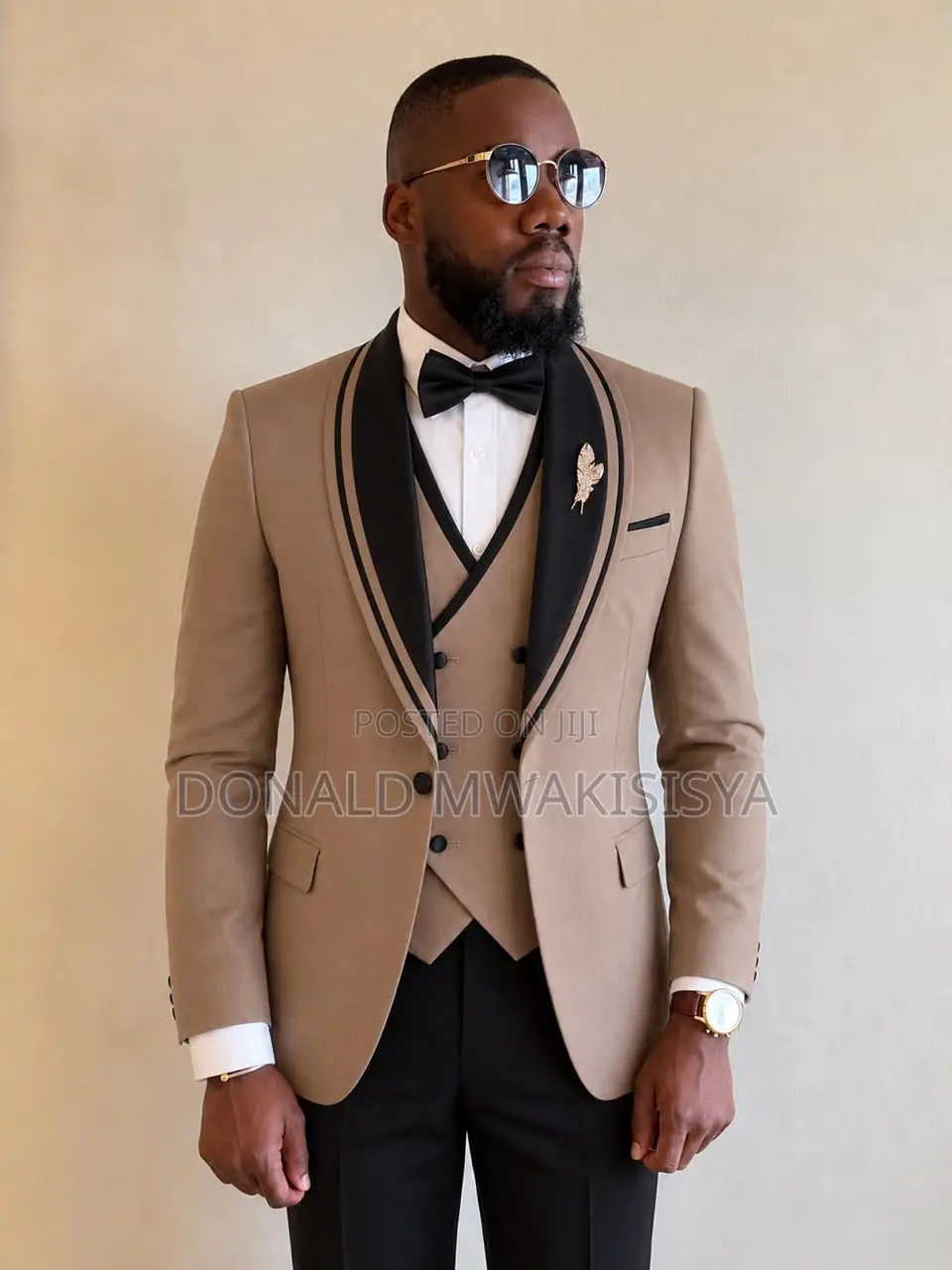 Luxury Tuxedo Suit - Beige