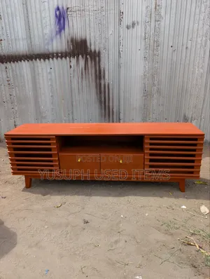 TV Case Clean