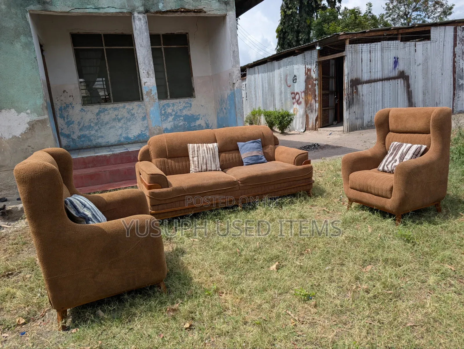 Sofa Set With Fibers