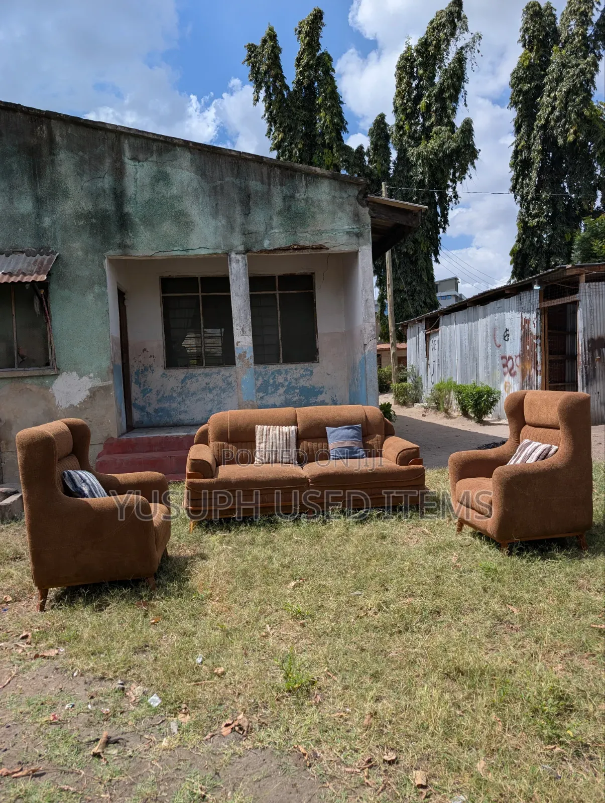 Sofa Set With Fibers