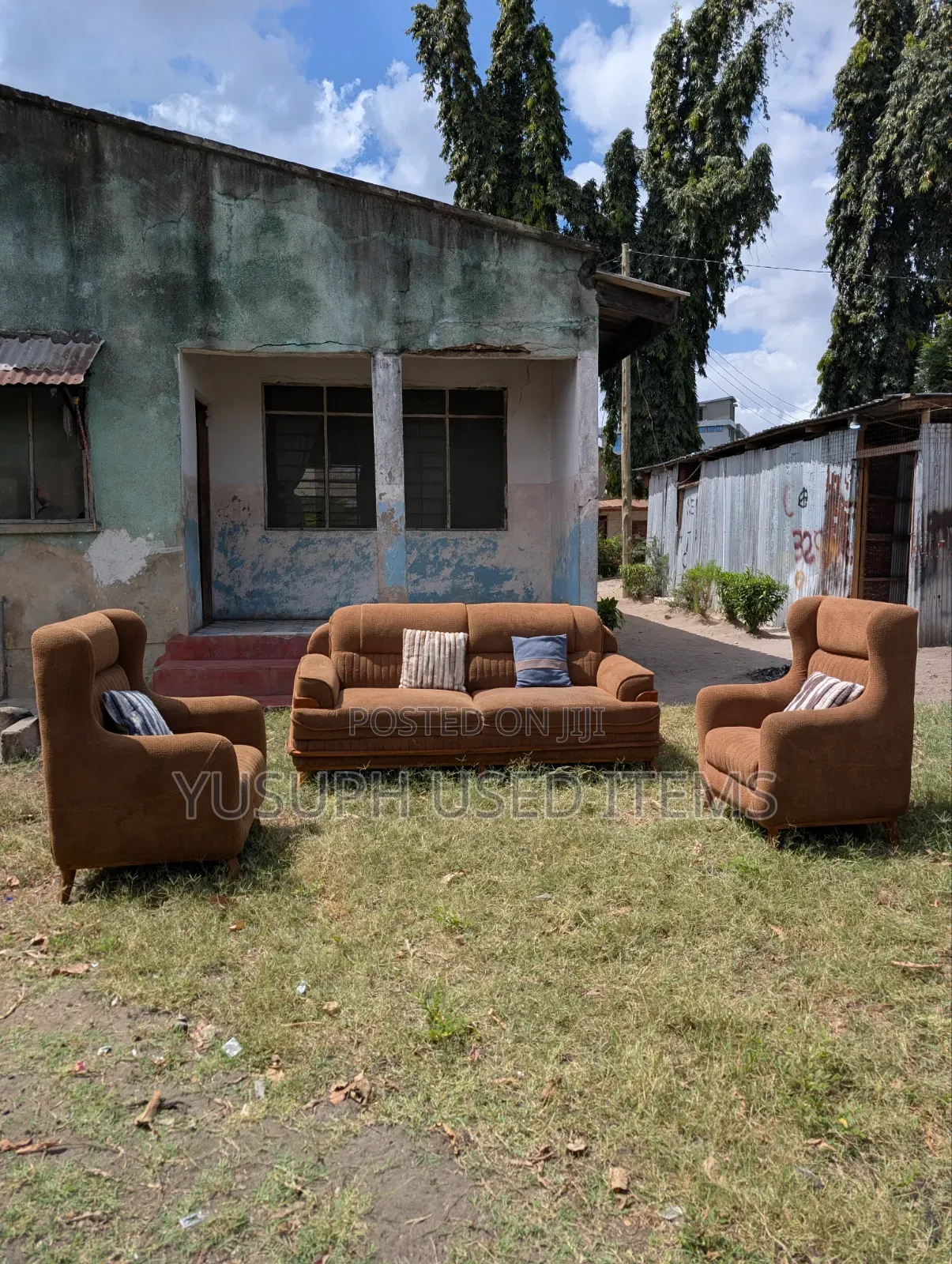 Sofa Set With Fibers