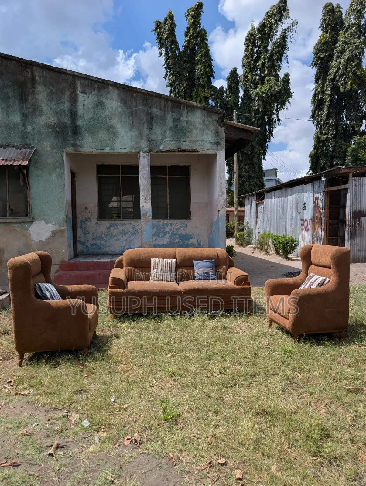 Sofa Set With Fibers