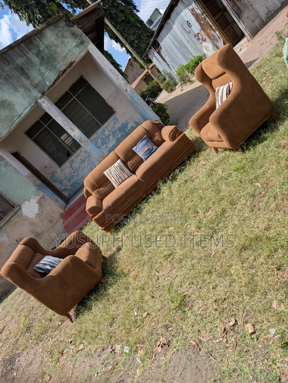 Sofa Set With Fibers