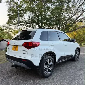 Suzuki Grand Vitara 2015 White