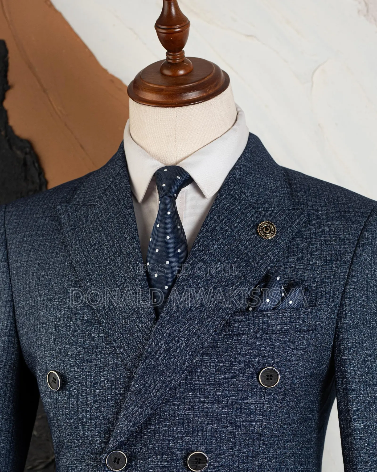 Navy Blue Double Breasted Check Suit - 6 Buttons