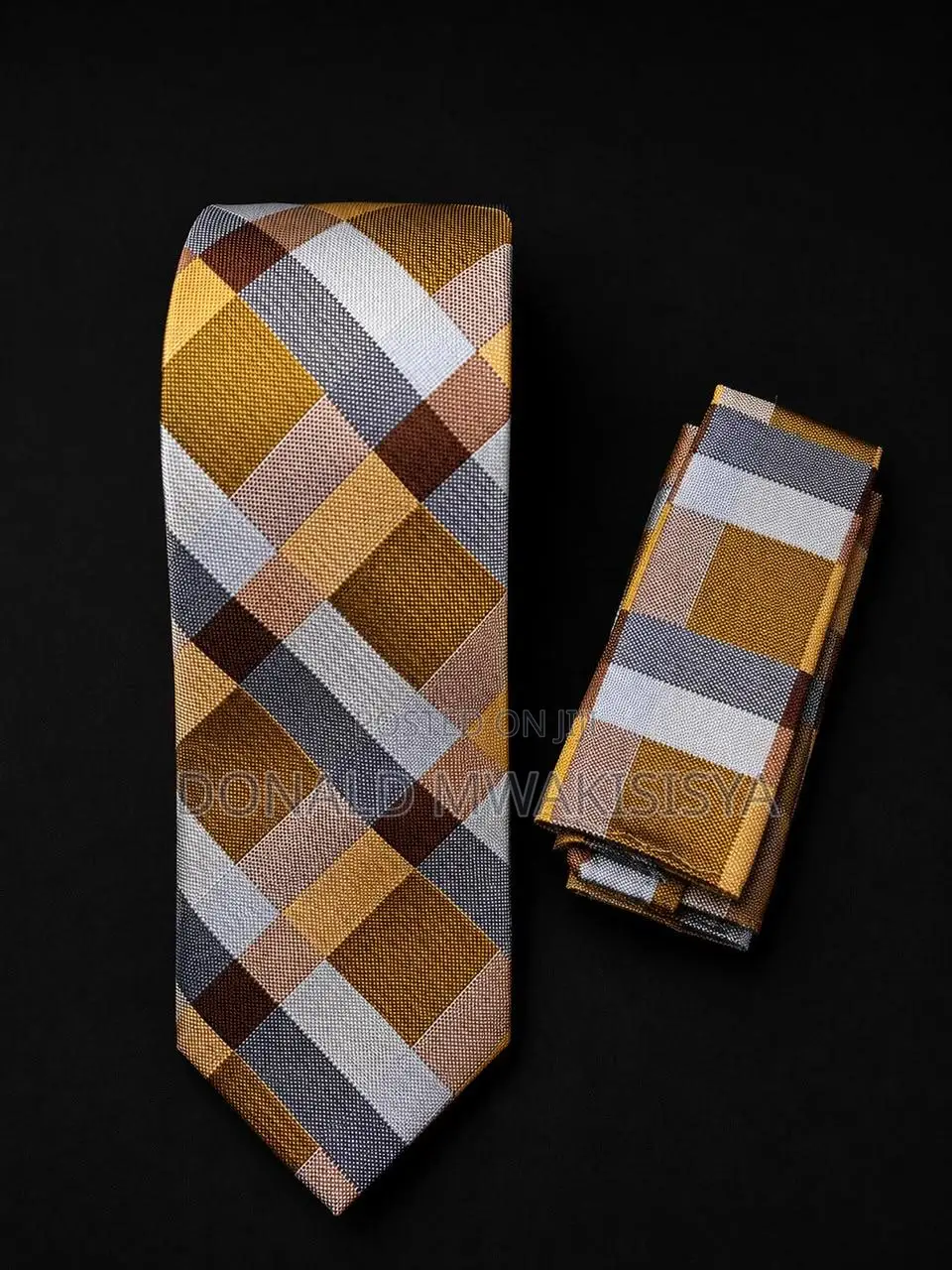 Premium Tie + Pocket Square