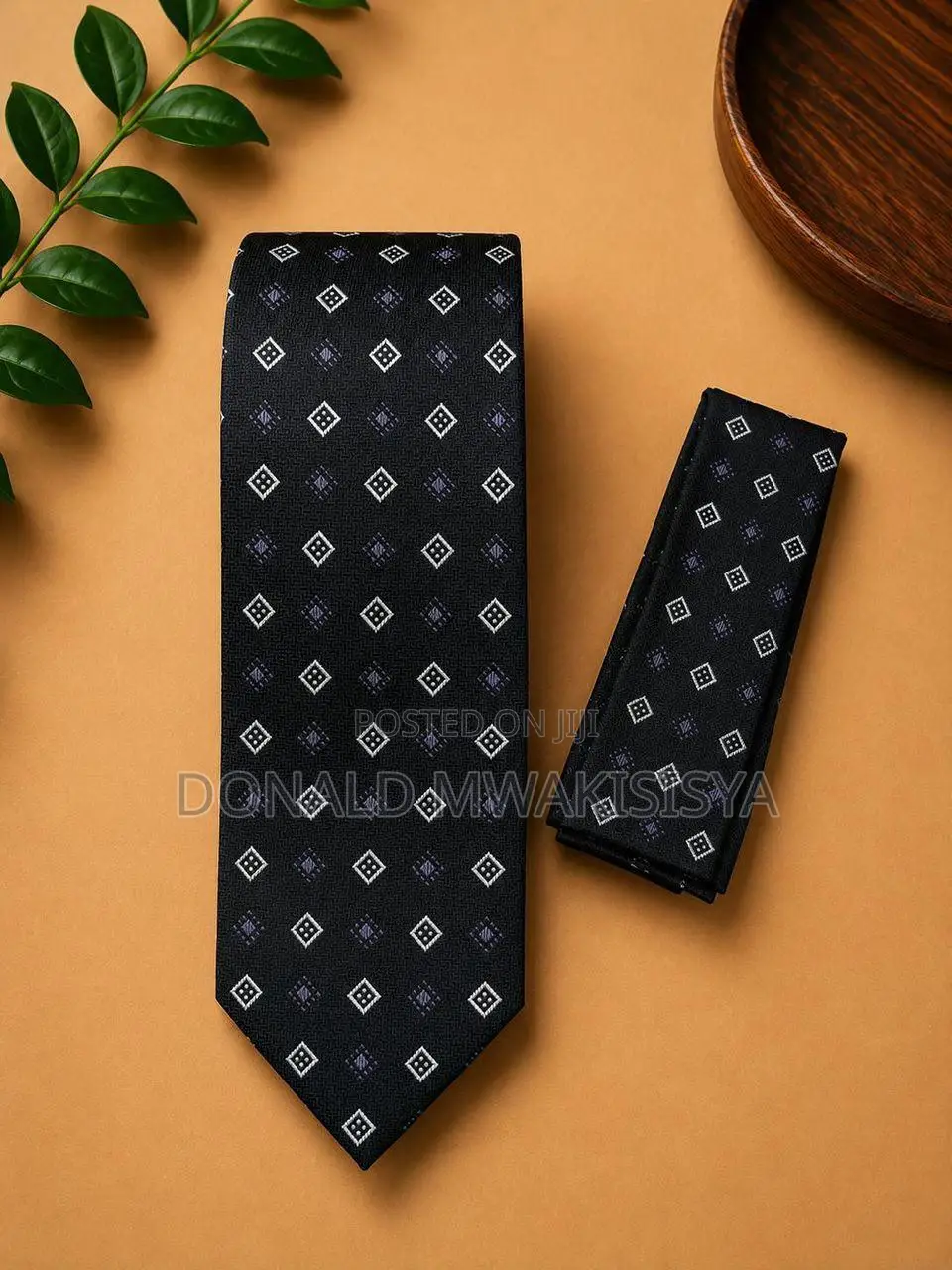 Premium Tie + Pocket Square