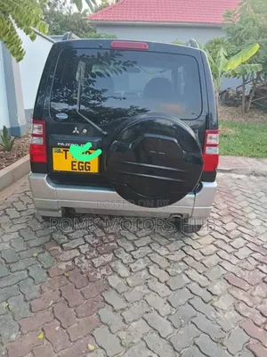 Mitsubishi Pajero 2005 Black