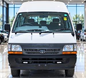 Toyota HiAce 2000 White
