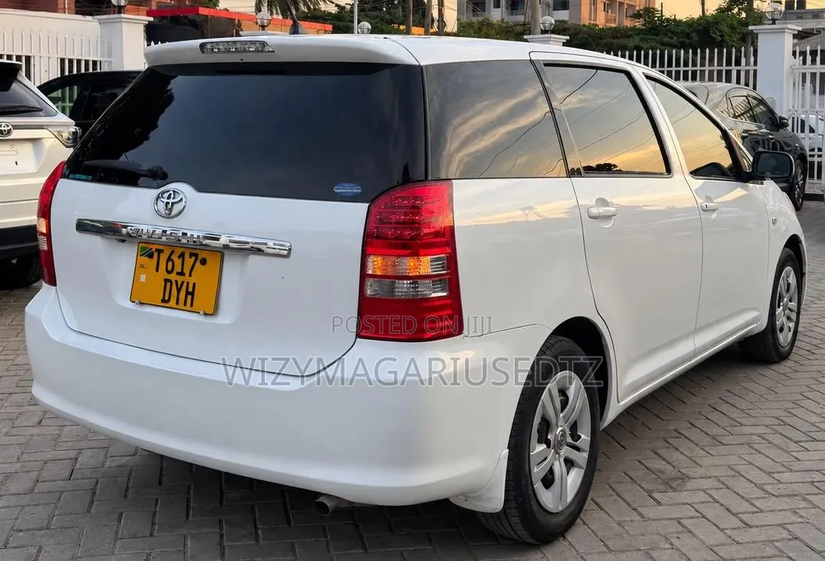 Toyota Wish 2006 Pearl