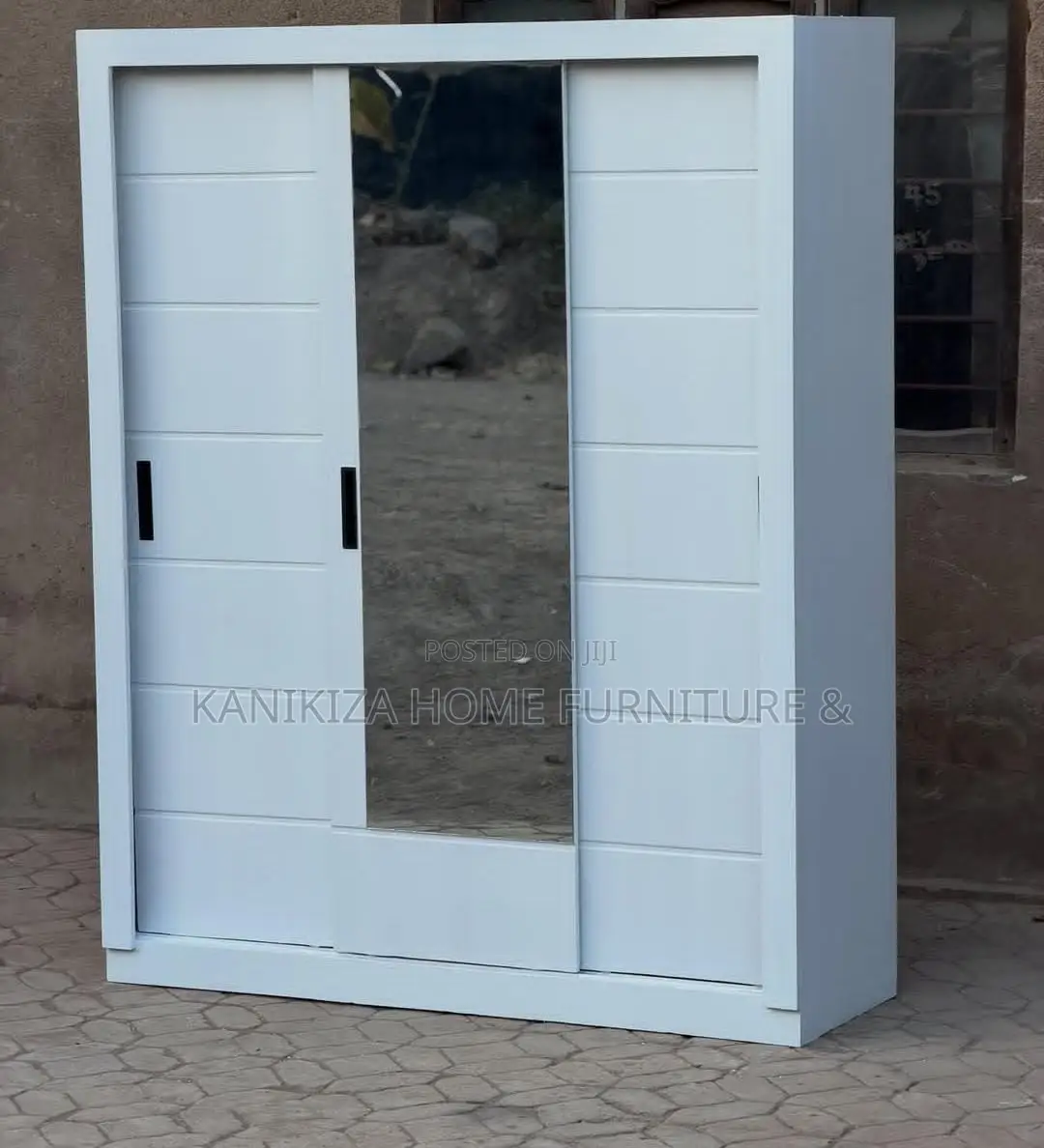Kabati Za Milango Ya Slide Ya Milango Mitatu