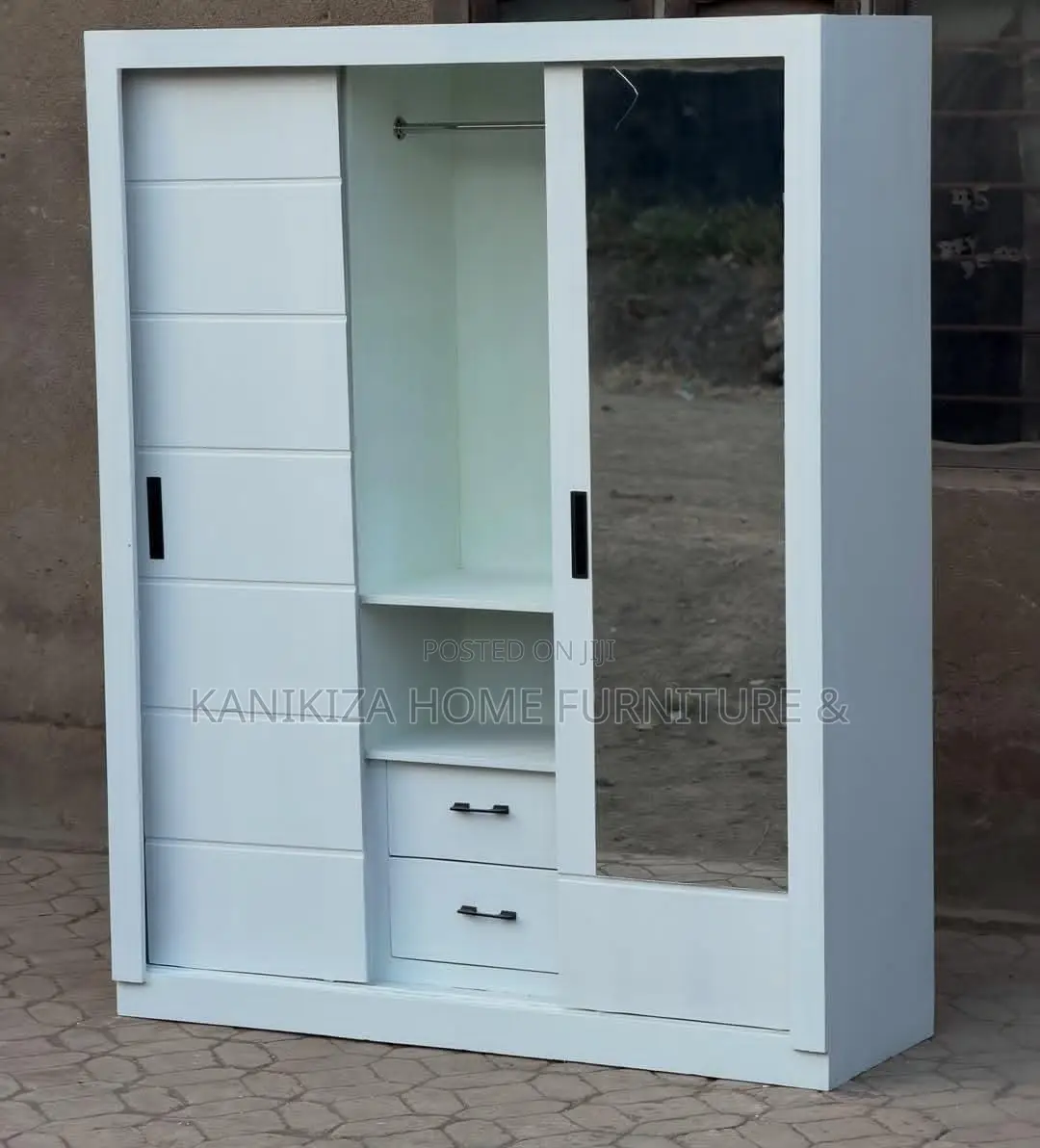 Kabati Za Milango Ya Slide Ya Milango Mitatu