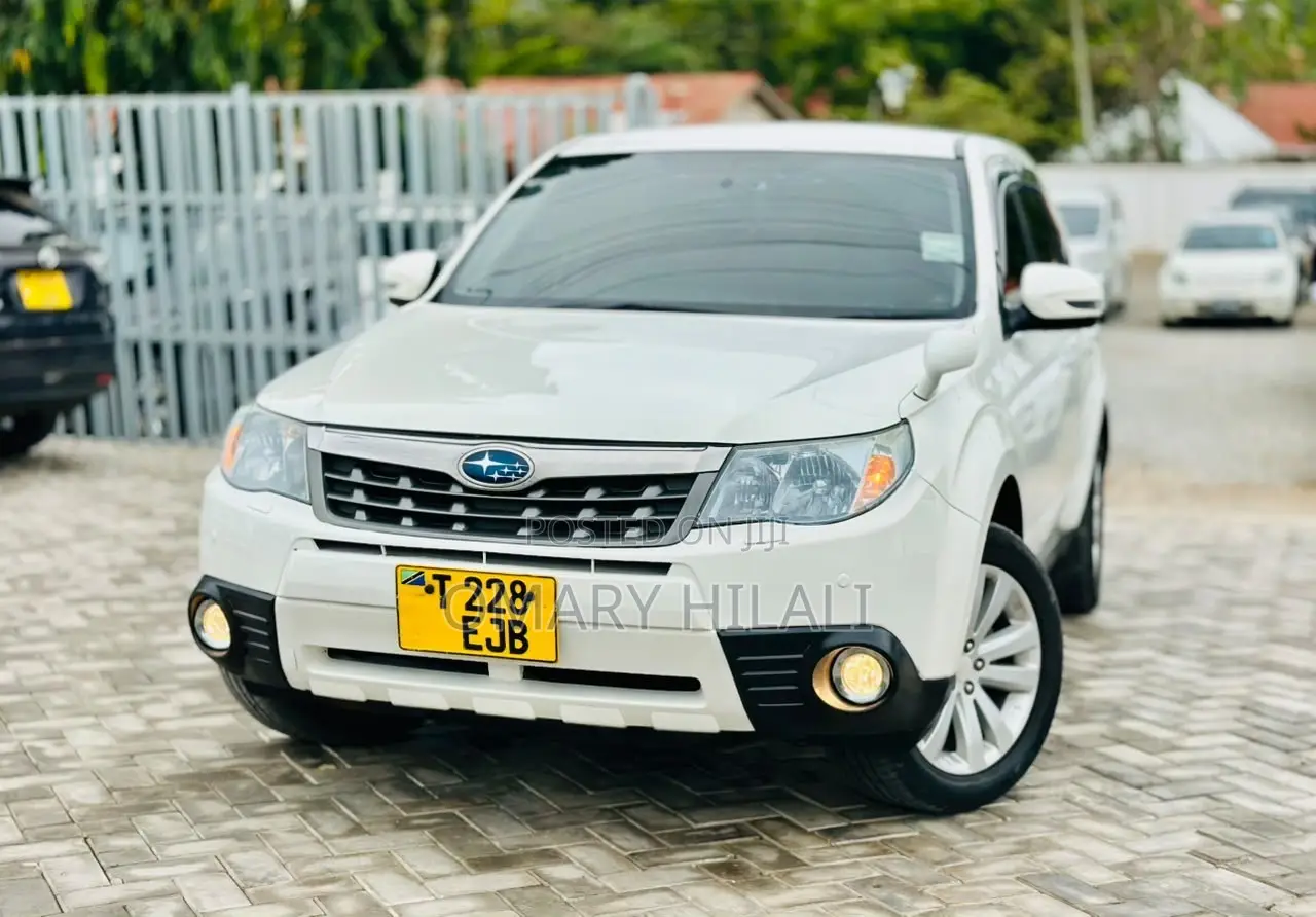 Subaru Forester 2011 White