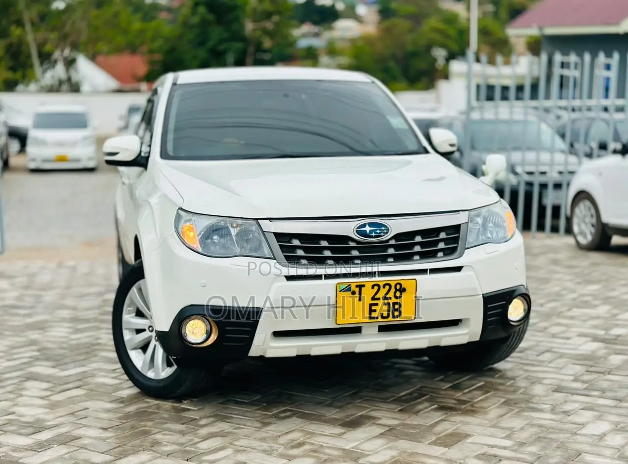 Subaru Forester 2011 White