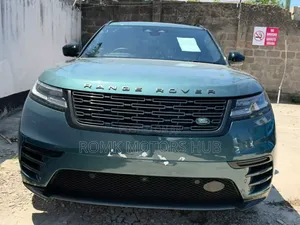 Land Rover Discovery 2025 Blue
